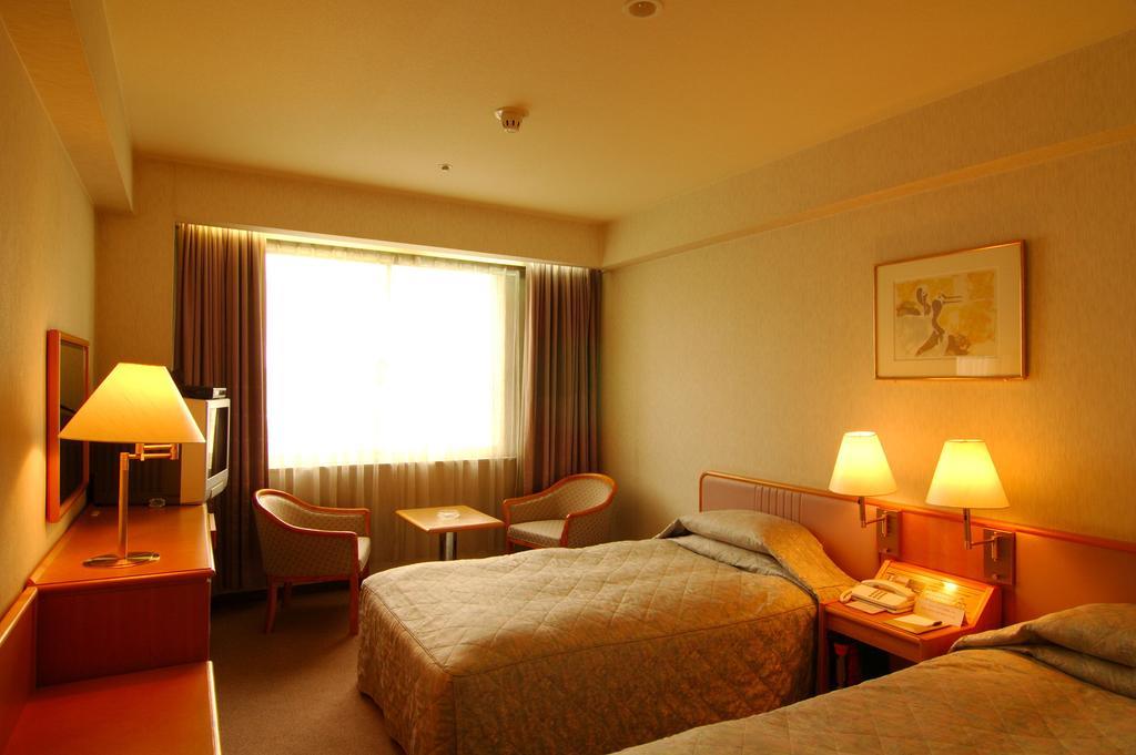 Okayama Royal Hotel Room photo